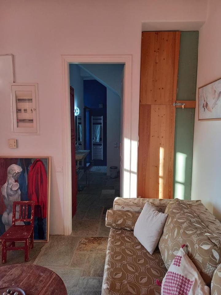 Arthome1 Pánormos Buitenkant foto
