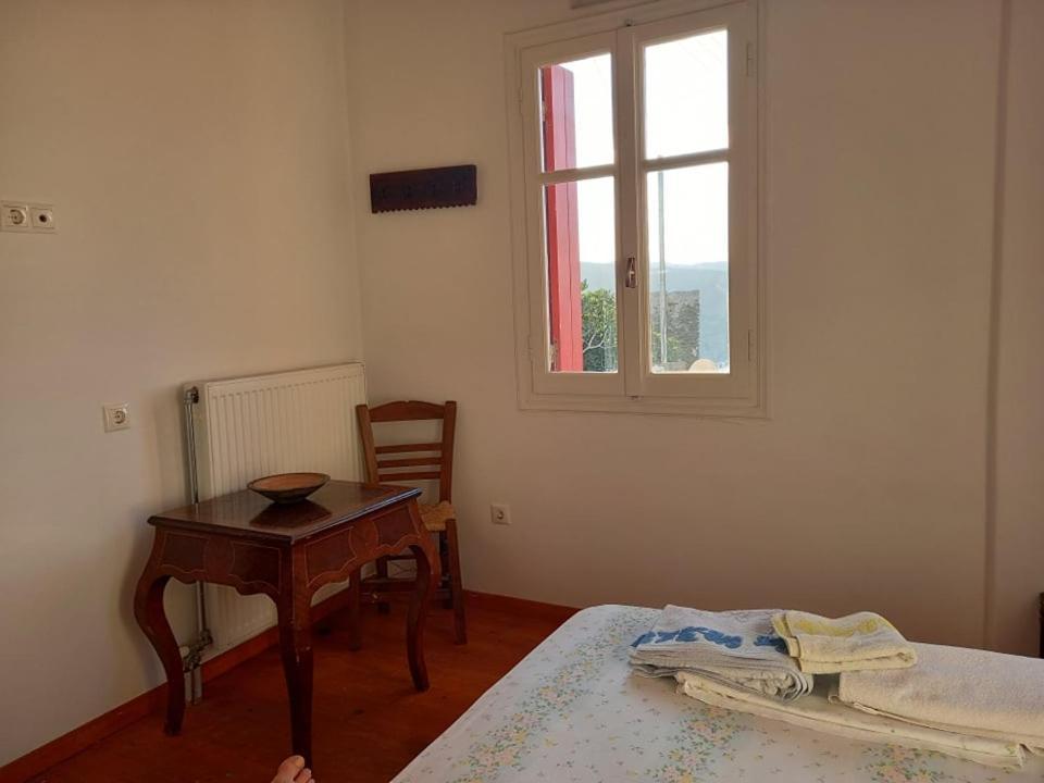 Arthome1 Pánormos Buitenkant foto