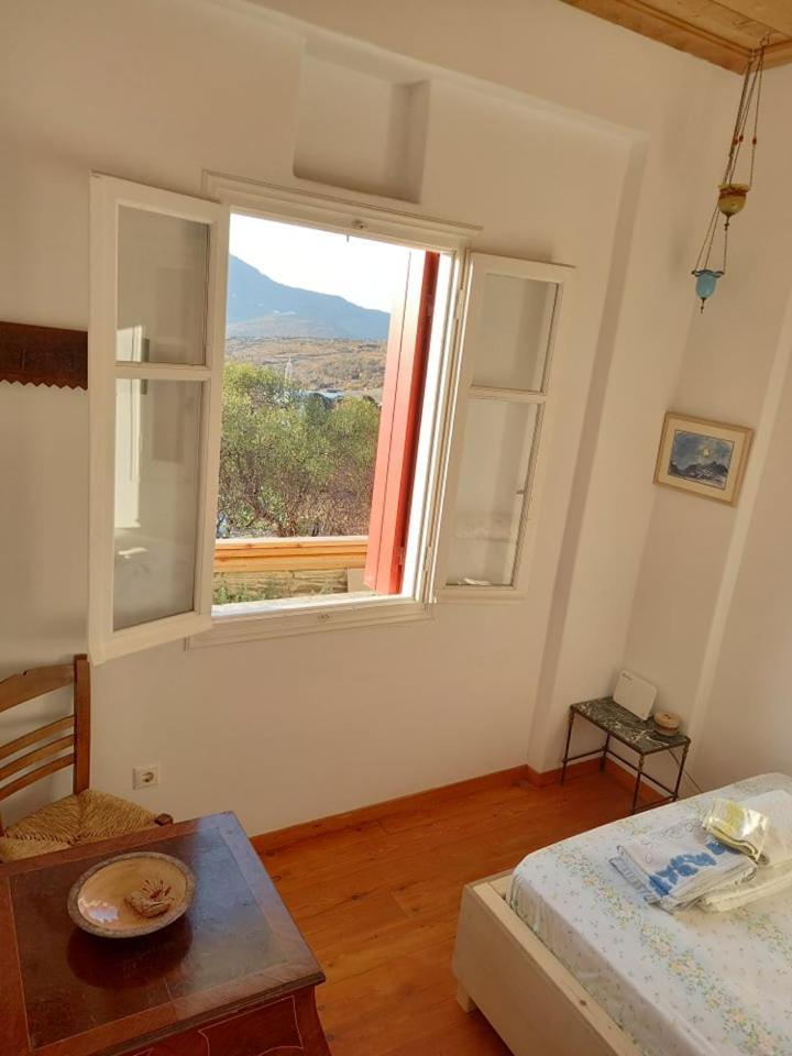 Arthome1 Pánormos Buitenkant foto