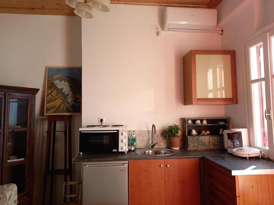 Arthome1 Pánormos Buitenkant foto